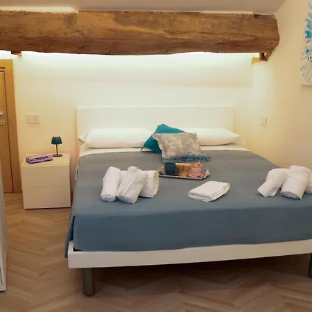 Santo Stefano 3 *